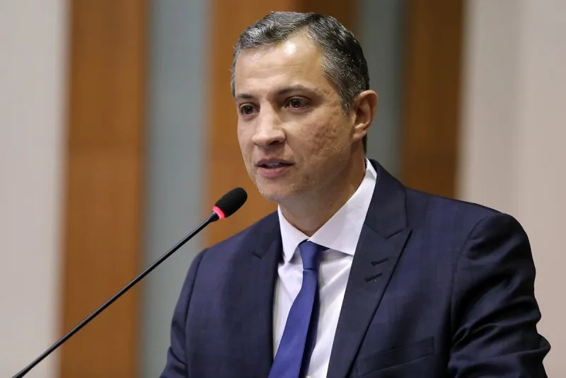 PF faz operação sobre suposto esquema de venda de sentenças e mira desembargador e deputado em MT
