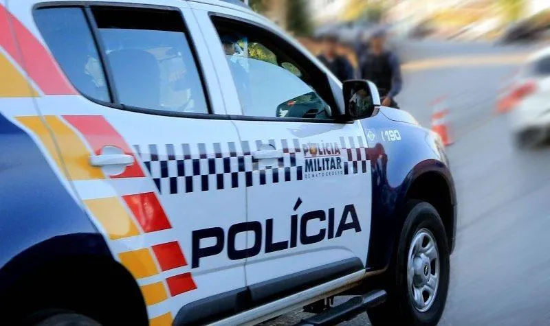 Ex invade casa três vezes, agride mulher e é acusado de estupro em Jaciara