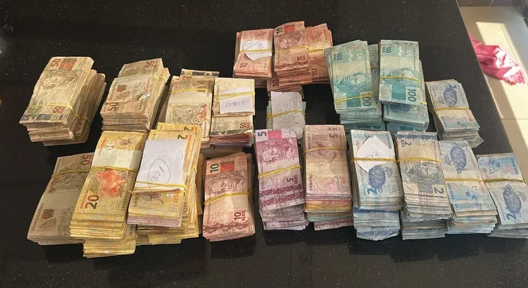 PF apreende R$ 235 mil em espécie durante operações contra crimes eleitorais em MT