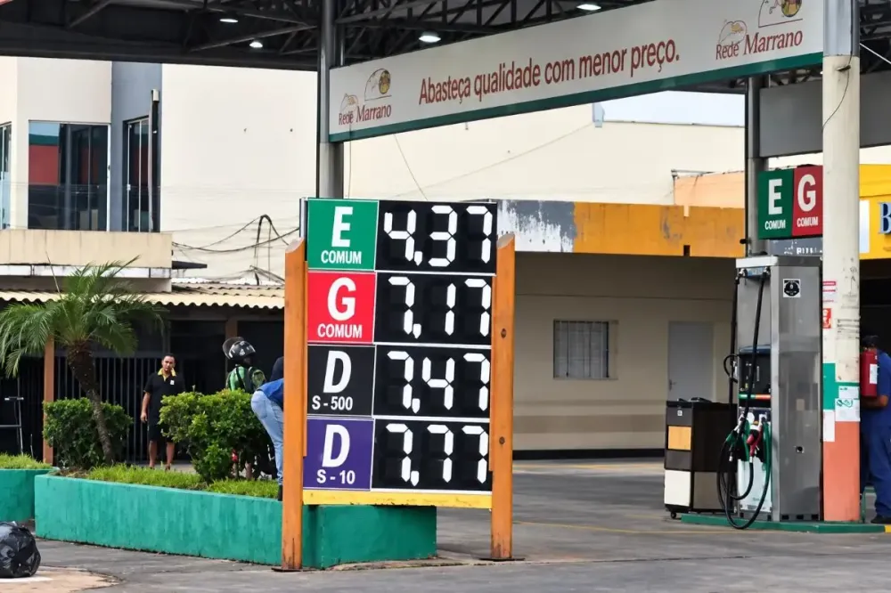 Operação mira preços de gasolina e diesel em 52 postos de Cuiabá
