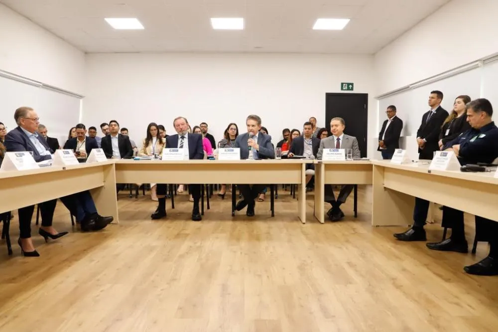 Governo suspende retenção de repasses para ajudar saúde de Cuiabá