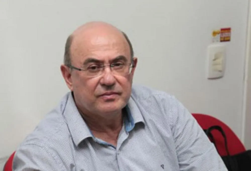Justiça desbloqueia imóvel de José Riva para cumprimento de acordo de delação